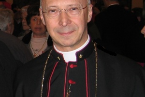 kardynał angelo bagnasco